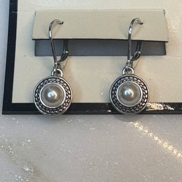 NWT Napier Pearl Drop Earrings - Picture 1 of 3